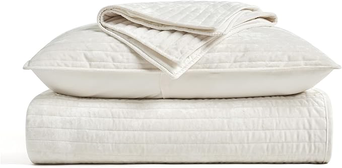 EVERGRACE Velvet Quilt Set Queen Size, Luxurious Soft Striped Channel Bedding Set, Lightweight Velvet Comforter for All Season, Oversized Bedspread Coverlet with 2 Matching Shams, Ivory White
