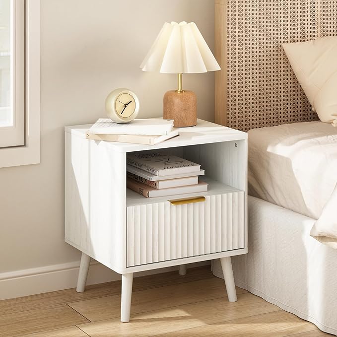 CARPETNAL Fluted Nightstand Set of 2, White Bedside Table with Drawer and Storage Shelf, Wood End Table Mid Century Night Stands for Bedroom Living Room