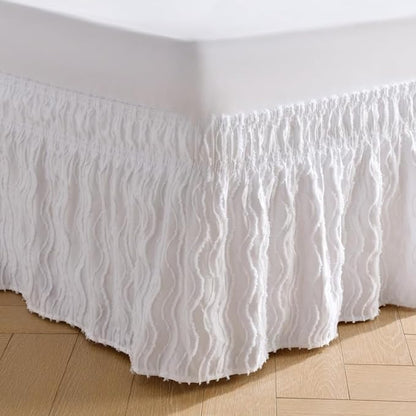 MIYE Wavy Tufted Bed Skirt - Wrap Around Dust Ruffle with Elastic Belts - 18 Inch Drop Easy to Put On - Bedskirt Machine Washable ＆ Wrinkle Resistant(Wavy/White, King/Queen-18 Drop)