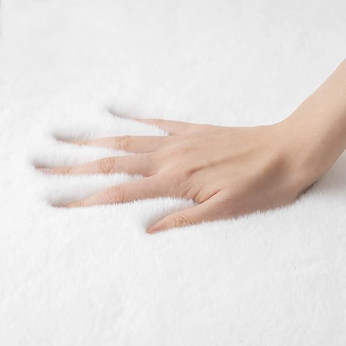 White Faux Fur Rug 5x8 Rugs for Living Room Shag Washable Area Rug Fuzzy Rugs for Bedroom Girl Room Decor Rectangle Rug