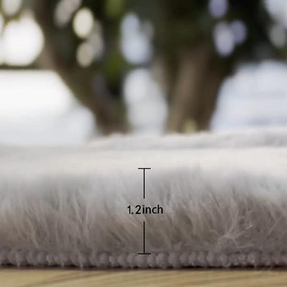 Washable Area Rugs 5x8 Rugs for Living Room Silver Grey Faux Rabbit Fur Rug for Bedroom Faux Sheepskin Rug Teen Room Home Décor