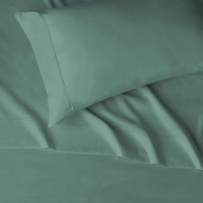 Amazon Basics Lightweight Super Soft Easy Care Wrinkle Free Microfiber 3 Piece Bed Sheet Set with 14-Inch Deep Pockets, Twin, Emerald Green, Solid, Kids, Men & Women Bedding (Pack of 4)