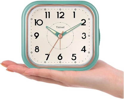 4.5" Vintage Retro Analog Alarm Clock, Super Silent Non Ticking Clock with Manual Light, Snooze, Battery Operated, Simply Design, for Living Room, Bedroom, Bedside, Desk(Green)