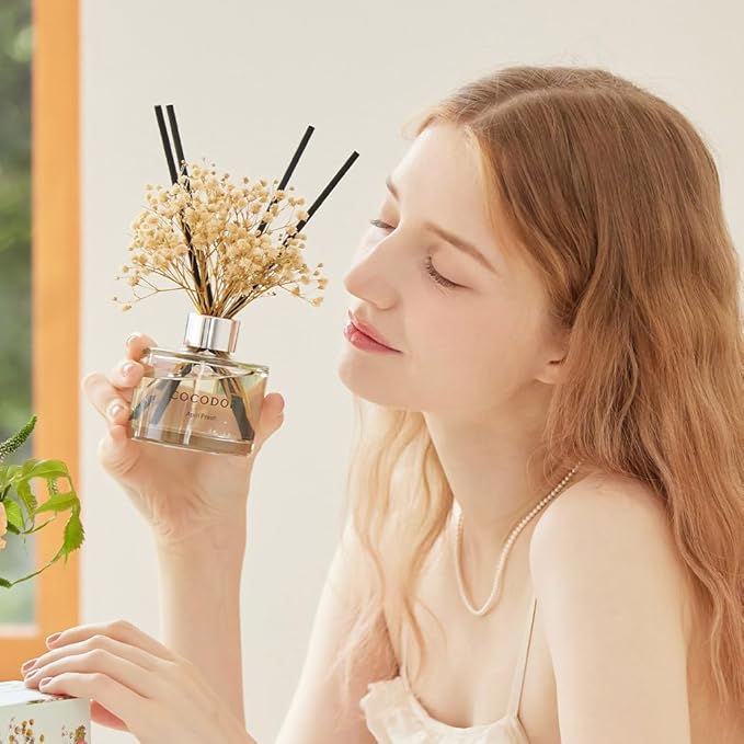 COCODOR Preserved Flower Reed Diffuser/Freesia&Pear/6.7oz/1Pack / Home Fragrance Scent Essential Oil Stick Diffuser for Bedroom Bathroom Home Decor