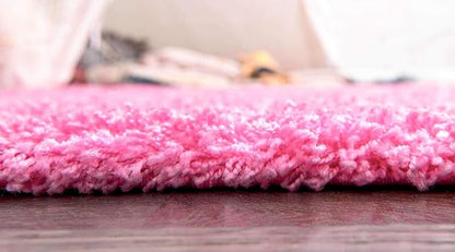 Unique Loom Solid Shag Collection Area Rug (5' 3" x 8' Rectangle, Taffy Pink)