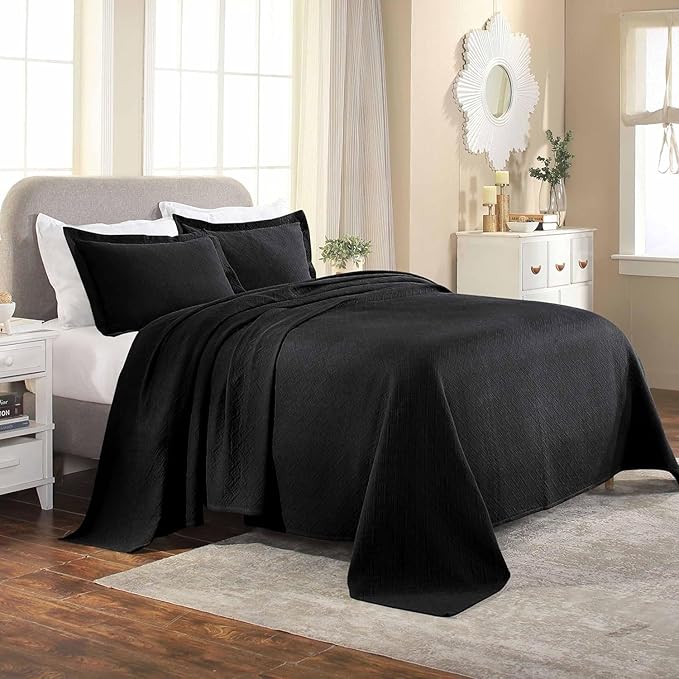 Superior 100% Cotton Basket Weave Bedspread with Shams, All-Season Premium Cotton Matelasse Jacquard Bedding, Quilted-Look Geometric Basket, Queen, Black