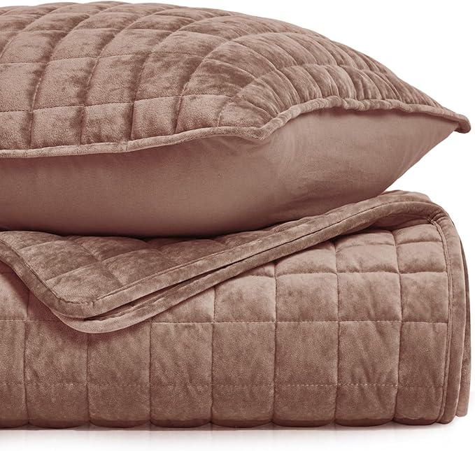 RECYCO Luxury Velvet Quilt Queen Size Bedding Set, Ultra Soft Velvet Comforter Set, Lightweight Quilted Channel Box Stitch Oversized Bedspread Coverlet for All Season, with 2 Shams, Terracotta Clay