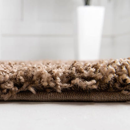 Unique Loom Solid Shag Collection Area Rug (5' 1" Round, Sandy Brown)