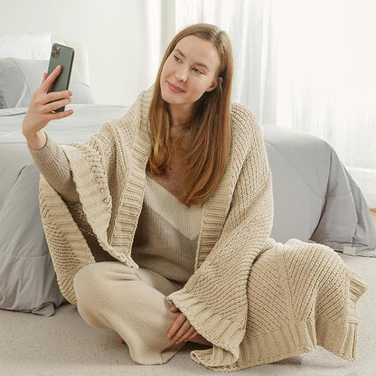 Amélie Home Chevron Chenille Knit Throw Blanket for Couch, Cozy Texture Decorative Soft Blanket for Sofa & Chair, 50"x60", Beige