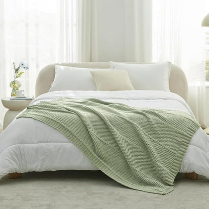 Amélie Home Chevron Chenille Knit Throw Blanket for Couch, Cozy Texture Decorative Soft Blanket for Sofa & Chair, 50"x60", Sage Green