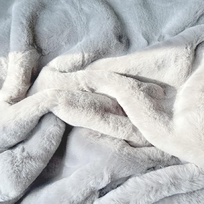 Faux Rabbit Fur Washable Rugs for Bedroom Light Grey Fluffy Rug for Living Room Non Slip Faux Fur Rug for Hallway 2x6 Shaped Rugs