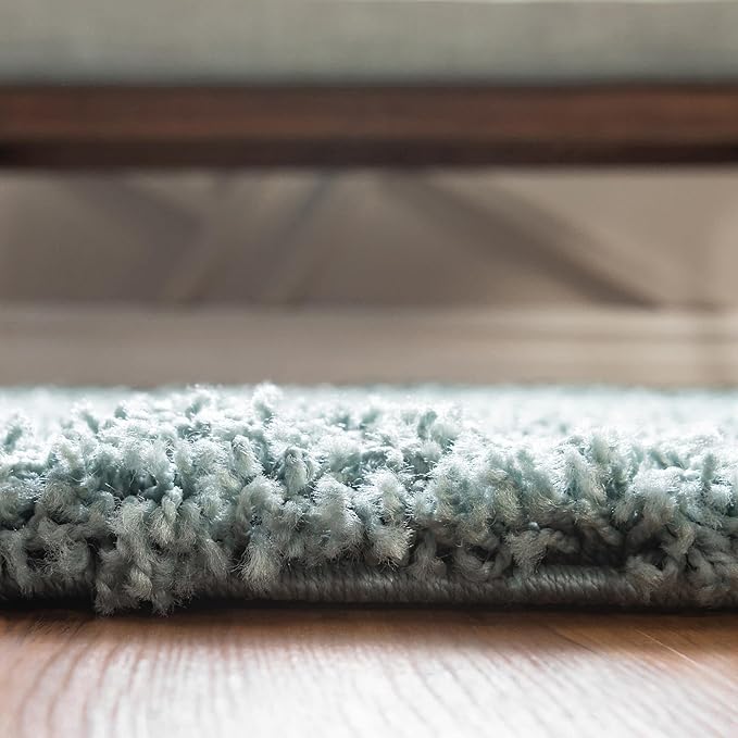 Unique Loom Solid Shag Collection Area Rug (7' 10" x 10' Oval, Light Slate Blue)