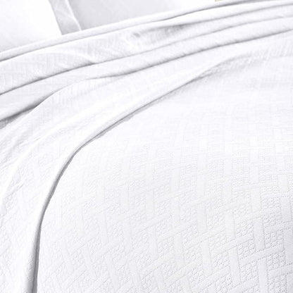 Superior 2 Piece Basketweave Cotton Bedspread Set, Home Bed Decor, Decorative Bed Spread, 1 Pillow Sham, Medium Weight Blanket, Matelasse Coverlet Bedding, Geometric Lattice Pattern, Twin, White