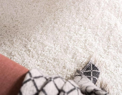 Unique Loom Solid Shag Collection Area Rug (8' Round, Snow White)