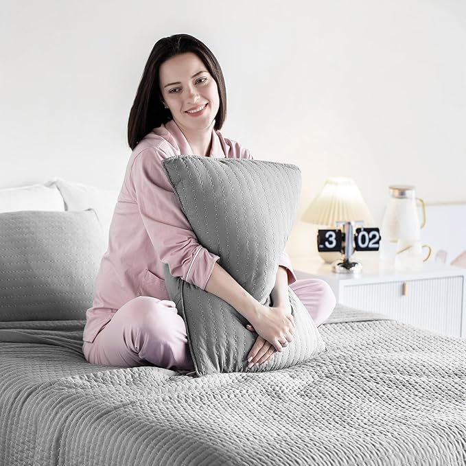 Kasentex KWX1804-GY Quilt Mini Set-Stone Washed-Super Soft Bedspread-Light Weight-White Down Alternative Microfiber Fill-Machine Washable-Solid Colors, Twin + 2 Shams, Grey