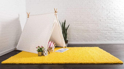 Unique Loom Solid Shag Collection Area Rug (7' 10" x 10' Rectangle, Tuscan Sun Yellow)