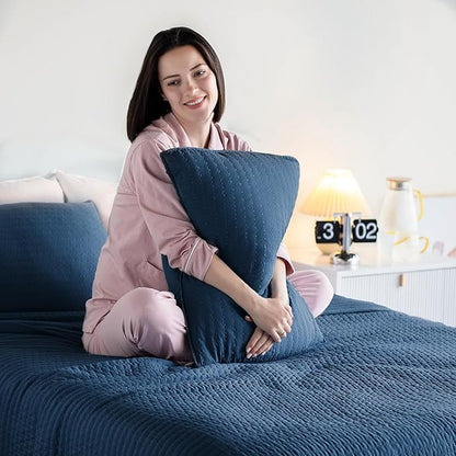 KASENTEX King XL Quilt Set 108"x98" – Soft Washed 3-Layer Lightweight Bedspread, Minimalist Nordic Design, All-Season Spring & Summer Quilt Set (1 Quilt + 2 Pillow Shams),Dress Dark Blue