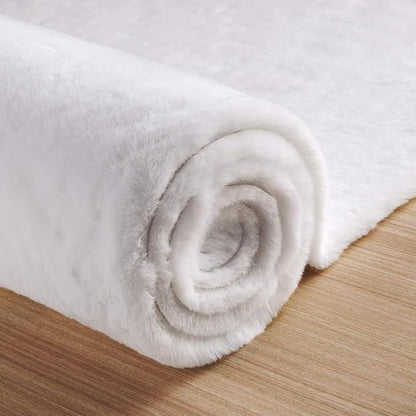 White Fluffy Living Room Rugs 6x9 Area Rug Washable Shag Rugs for Bedroom Faux Rabbit Fur Nursery Rug Rectangle Rug
