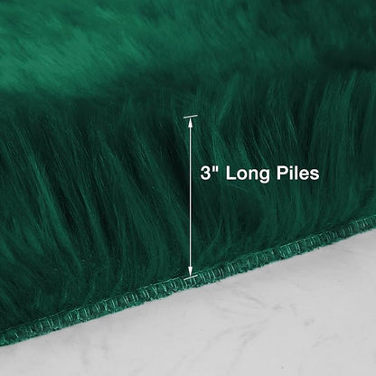 duduta Emerald Green Faux Fur Rug 3x5 ft, Fluffy Shag Rectangular Sheepskin Rug for Bedroom Nursery Living Room Dorm Washable