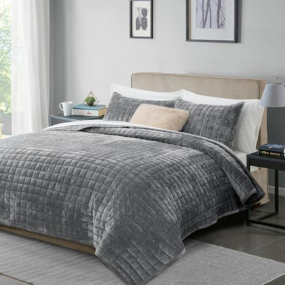 RECYCO Luxury Velvet Quilt Set King Size, Lightweight Velvet Comforter Set, Oversized Bedspread Coverlet Quilted Bedding Set, with 2 Matching Pillow Shams, for All Season, Gray