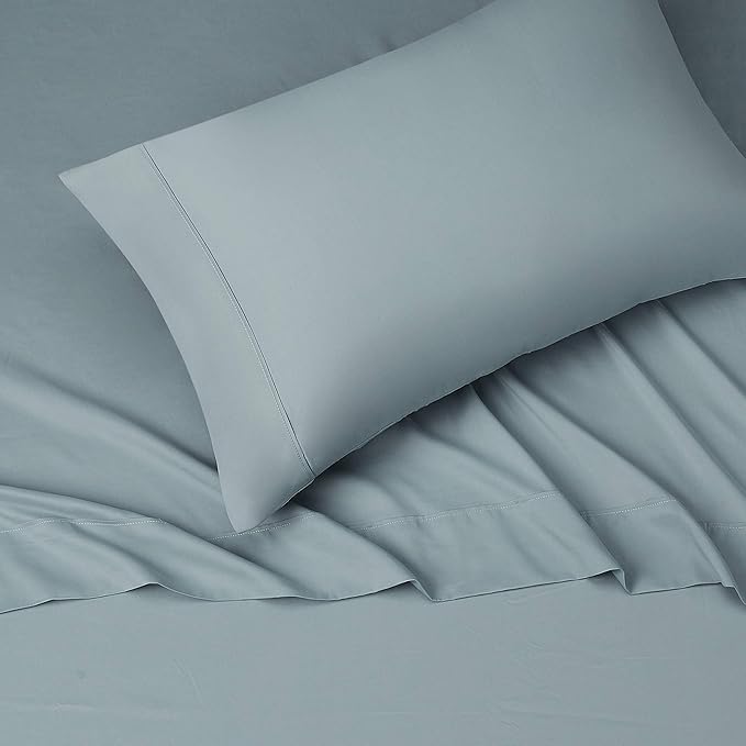 Amazon Basics Lightweight Super Soft Easy Care Wrinkle Free Microfiber 3 Piece Bed Sheet Set with 14-Inch Deep Pockets, Twin, Spa Blue, Solid, Kids, Men & Women Bedding