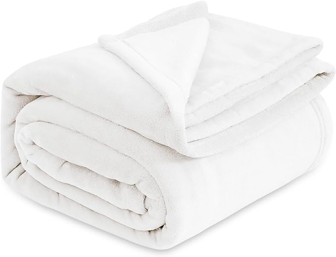 Bedsure GentleSoft Fleece Bed Blankets Full Size White - Soft Lightweight Plush Fuzzy Cozy Luxury Blanket Microfiber, 84x90 inches