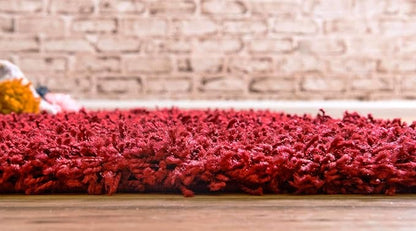 Unique Loom Solid Shag Collection Area Rug (2' 6" x 16' 5" Runner, Cherry Red)