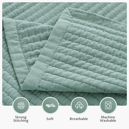 KASENTEX Oversized Queen Quilt Set 102"x106" – Soft Washed 3-Layer Lightweight Bedspread, Minimalist Nordic Design, All-Season Spring & Summer Quilt Set (1 Quilt + 2 Pillow Shams), Green
