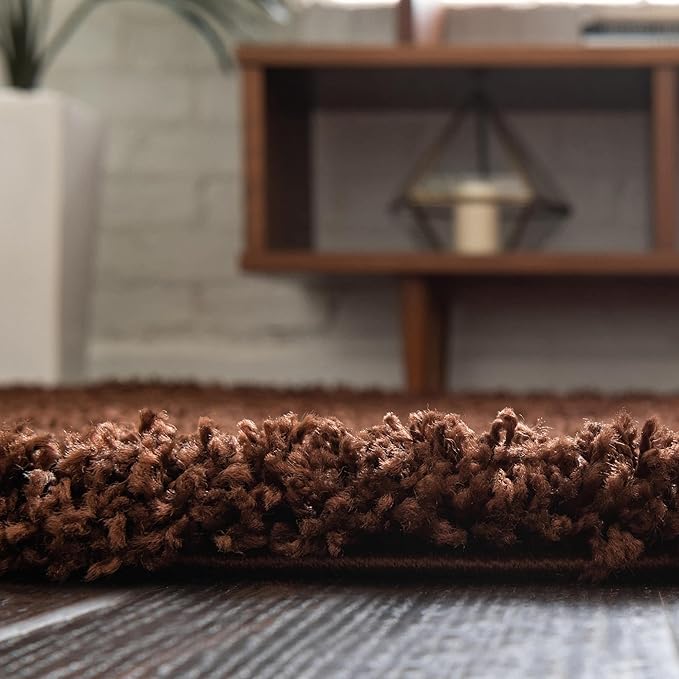 Unique Loom Solid Shag Collection Area Rug (8' x 10' Oval, Chocolate Brown)
