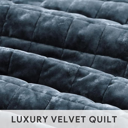 RECYCO Luxury Velvet Quilt Set King Size Bedding Sets, Ultra Soft Velvet Comforter Set, Lightweight Channel Box Stitch Oversized Bedspread Coverlet for All Season, with 2 Shams, Stormy Blue