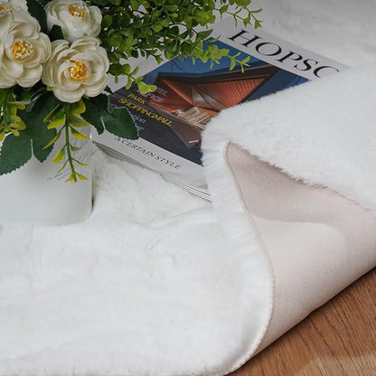 Latepis White Round Rug 4ft Faux Fur Fluffy Rug Faux Rabbit Circle Rugs for Living Room Bedroom Furry Washable Shag Rugs for Nursery Dorm Room Dorm