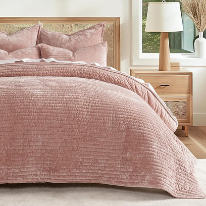 EVERGRACE Velvet Quilt Set King Size, Luxurious Soft Striped Channel Bedding Set, Lightweight Velvet Comforter for All Season, Oversized Bedspread Coverlet with 2 Matching Shams, Pink Clay