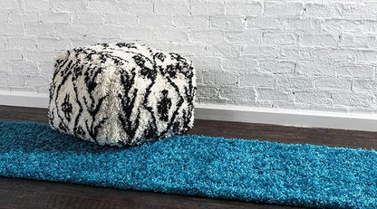 Unique Loom Solid Shag Collection Area Rug (2' 6" x 13' 1" Runner, Turquoise)