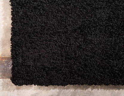 Unique Loom Solid Shag Collection Area Rug (7' 10" x 10' Rectangle, Jet Black)