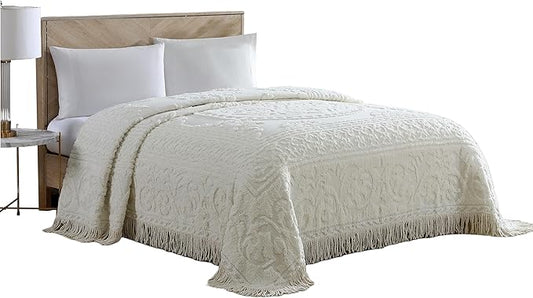 Beatrice Home Fashions Medallion Chenille Bedspread, Twin, Ivory