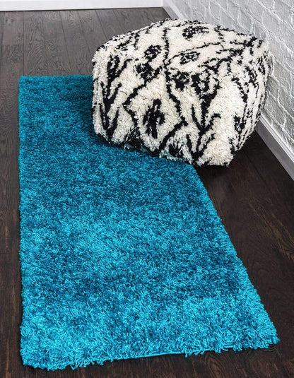 Unique Loom Solid Shag Collection Area Rug (2' 6" x 19' 8" Runner, Turquoise)