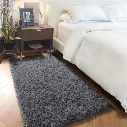 PAGISOFE 2x4 Small Bedroom Rug, Machine Washable Runner Rugs, Soft Plush Area Rug for Dorm, Kids Room, Office,Fuzzy Playroom Carpet, Alfombra para Sala, Furry Bedside Rug, Accent Faux Furry Grey Rugs