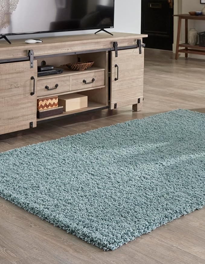 Unique Loom Solid Shag Collection Area Rug (4' 1" x 6' 1" Rectangle, Light Slate Blue)