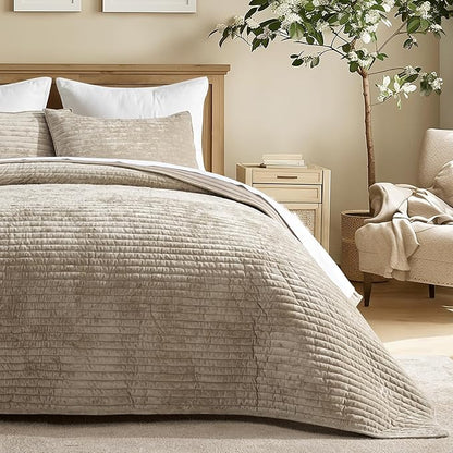 EVERGRACE Velvet Quilt Set California King 118'' x 106'', Luxurious Soft Striped Channel Bedding Set, Lightweight Velvet Comforter for All Season, Oversized Bedspread Coverlet w/ 2 Shams, Beige Taupe