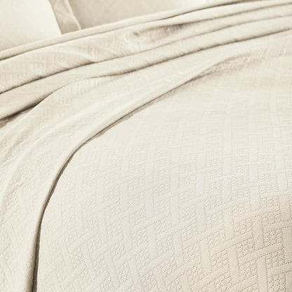 Superior 100% Cotton Basket Weave Bedspread with Shams, All-Season Premium Cotton Matelasse Jacquard Bedding, Quilted-Look Geometric Basket, Full, Ivory