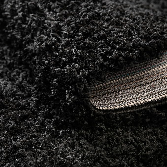 Unique Loom Solid Shag Collection Area Rug (3' 3" x 5' 3" Oval, Jet Black)