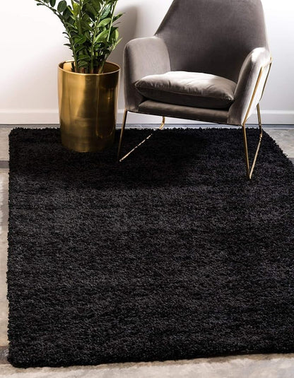 Unique Loom Solid Shag Collection Area Rug (7' 1" x 10' Rectangle, Jet Black)