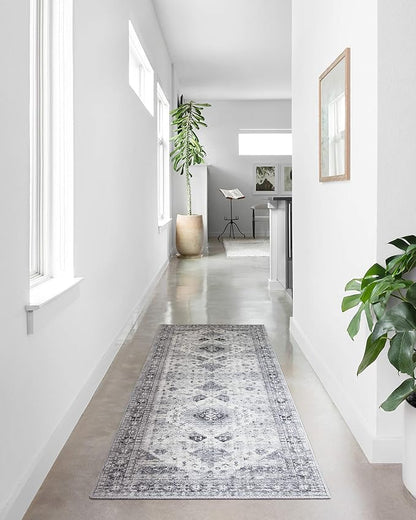 Loloi Skye Collection SKY-02 Silver/Grey 2'-6" x 10'-0" Runner Rug