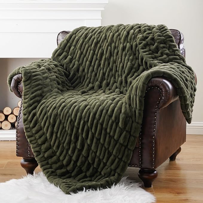 BATTILO HOME Olive Green Faux Fur Throw Blanket for Bed, Double Side Reversible Ruched Faux Rabbit Fur Throw for Couch, Bed, Super Soft Blanket Cozy Warm Mink Blanket, 50"x60"