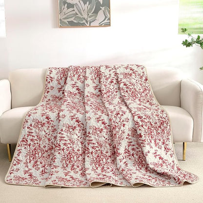 WONGS BEDDING Quilt Queen Size, Christmas Red Quilt Bedding Set with 2 Pillowcases, Botanical Quilts for Queen Bed, Soft Microfiber Lightweight Coverlet Bedspread for All Season (96"×90", 3 Pieces)