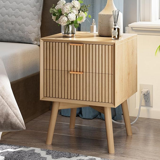 Fluted Nighstand, Beveled Edges Night Stand, 2 Drawer Nightstand with Charging Station, Modern End Table with Solid Wood Legs, Wooden Bedside Table for Bedroom Sofa Home Office, Natural Oak