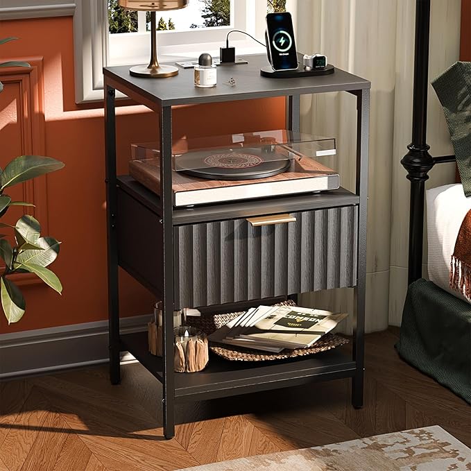 VINGLI Nightstands Set of 2 with Charging Station, Fluted Nightstand/Bed Side Table/End Table for Bedroom, Black Night Stand Small with Fabric Drawer, Bedside Table with Charging Station for kids room