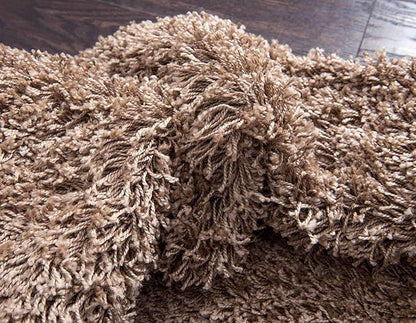 Unique Loom Solid Shag Collection Area Rug (7' 10" Round, Sandy Brown)