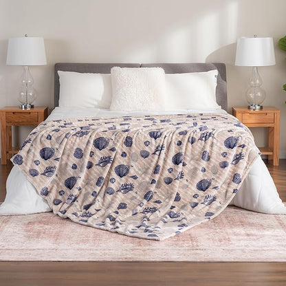 Berkshire Blanket-Classic Heavyweight Soft Printed VelvetLoft® Plush Blanket, Full/Queen Size Soft Fuzzy Warm Blanket for Couch Sofa Bed, Classic Shells Navy, 90in x 90in
