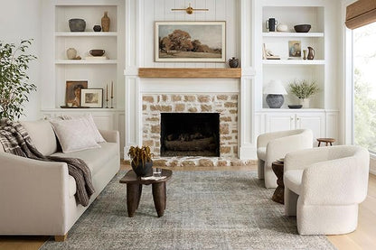 Loloi Chris Loves Julia Jules Collection JUL-08 Emerald/Antique Ivory 3'-6'' x 5'-6'', .13" Pile Height, Accent Rug